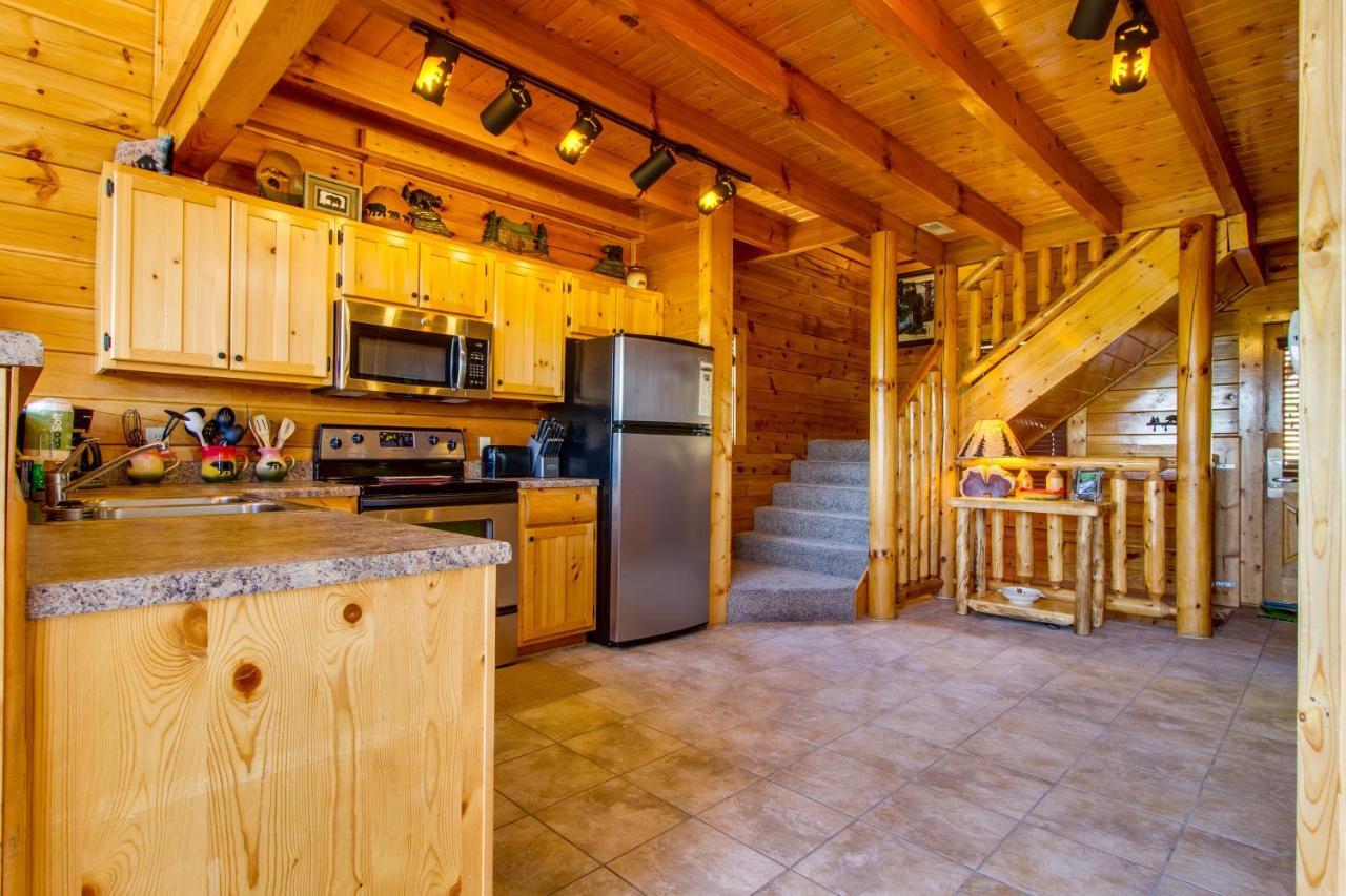 Cub Castle Villa Pigeon Forge Bagian luar foto