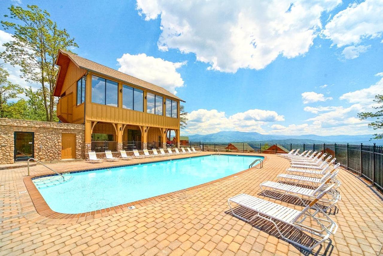 Cub Castle Villa Pigeon Forge Bagian luar foto