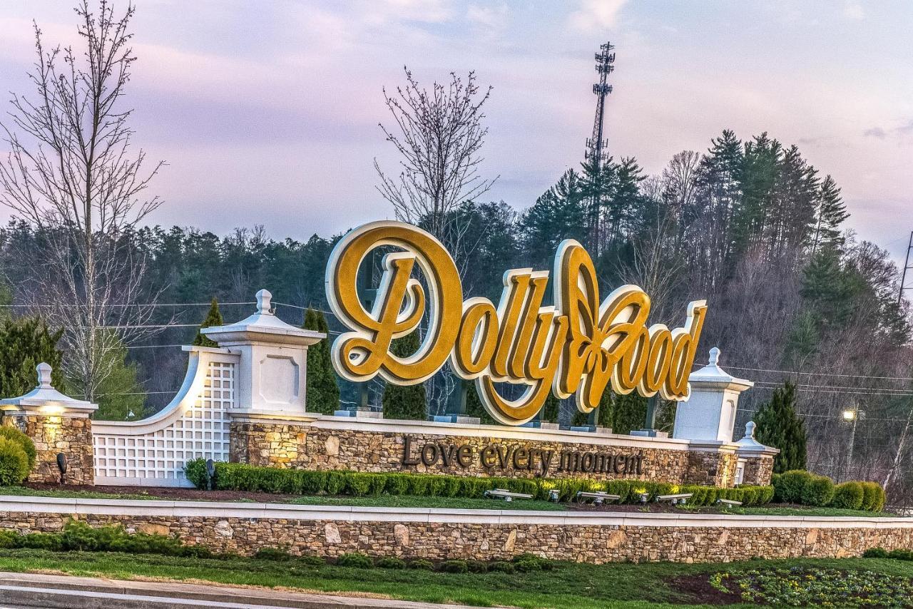 Cub Castle Villa Pigeon Forge Bagian luar foto